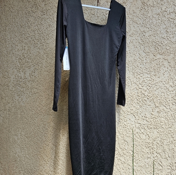 Almost Famous Long Black Dress - Picture 6 of 6